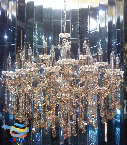 20100424_023200_chandelier01.jpg