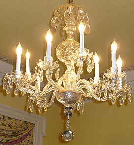 Chandelier-2.jpg